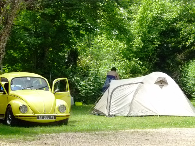 Camping Le Pigeonnier, Miers - photo 3