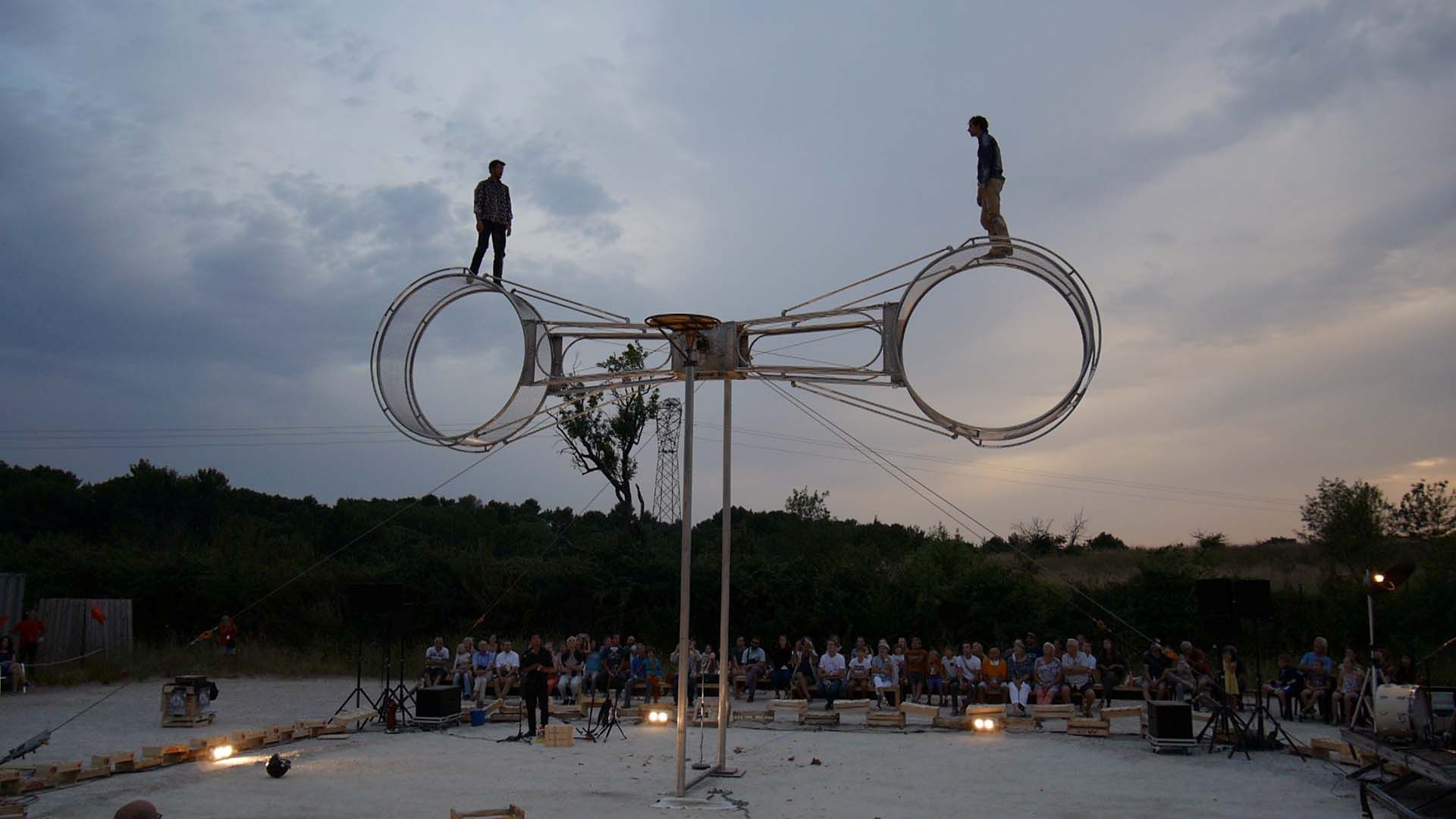 Plantez-là ! Festival, temps fort des arts du cirque !  à Assier, Assier - photo 5
