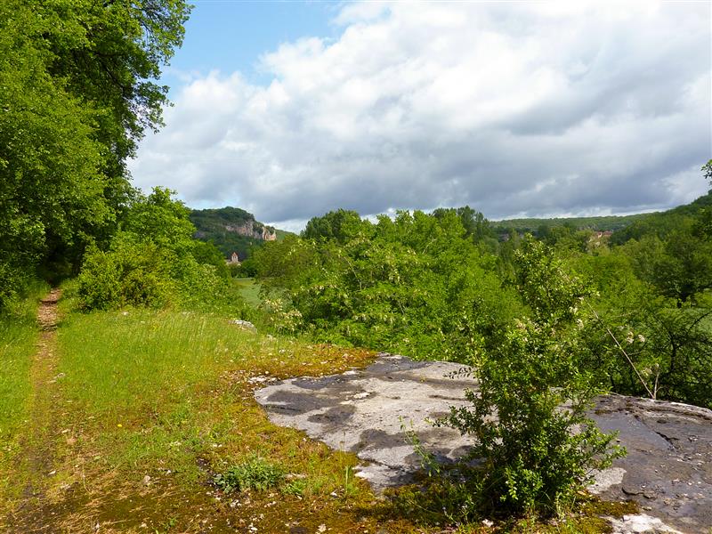 06Velles - point de vue sur la vallée © Lot Tourisme - C. Sanchez