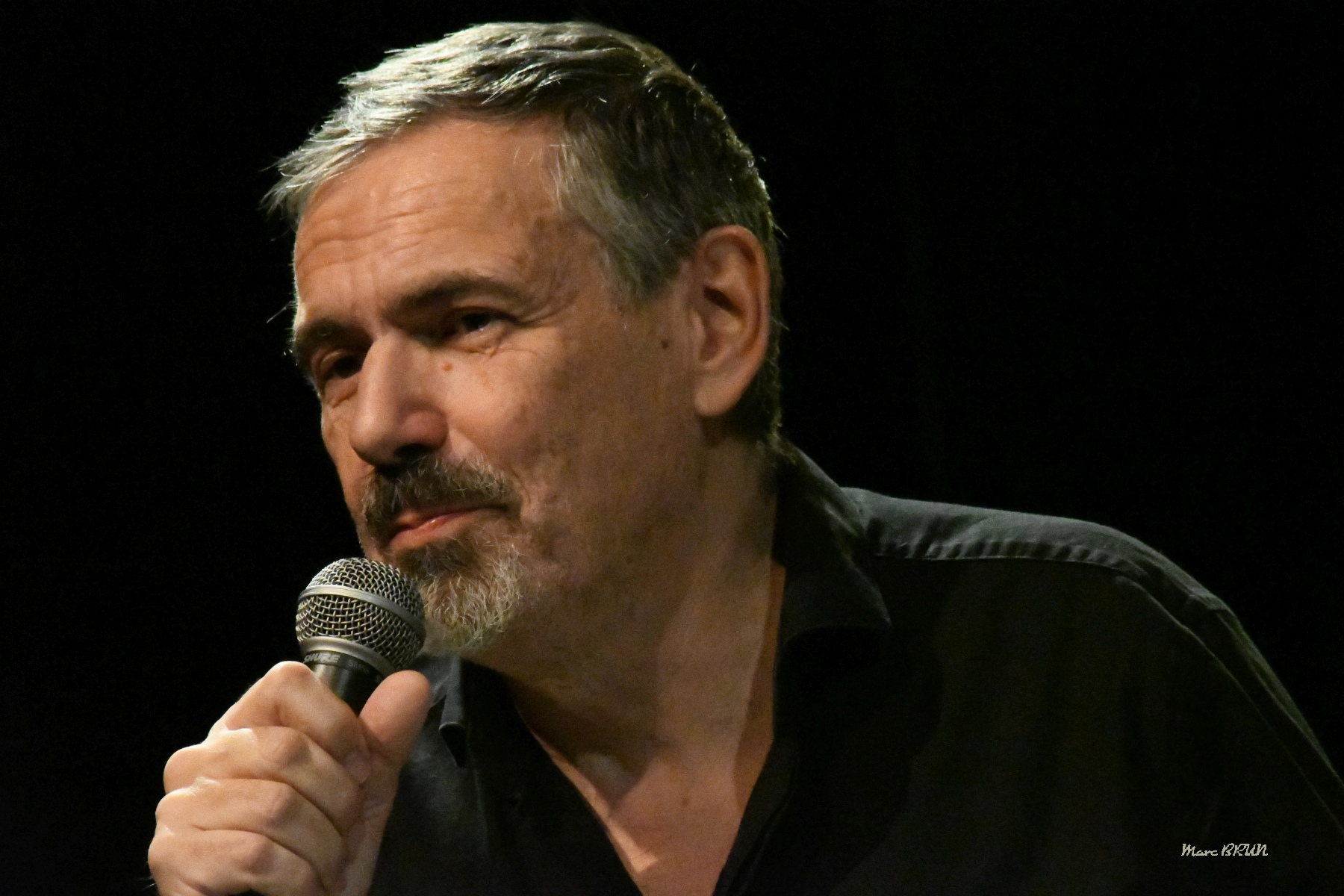 Festival de Gramat : Poète...Vos Papiers