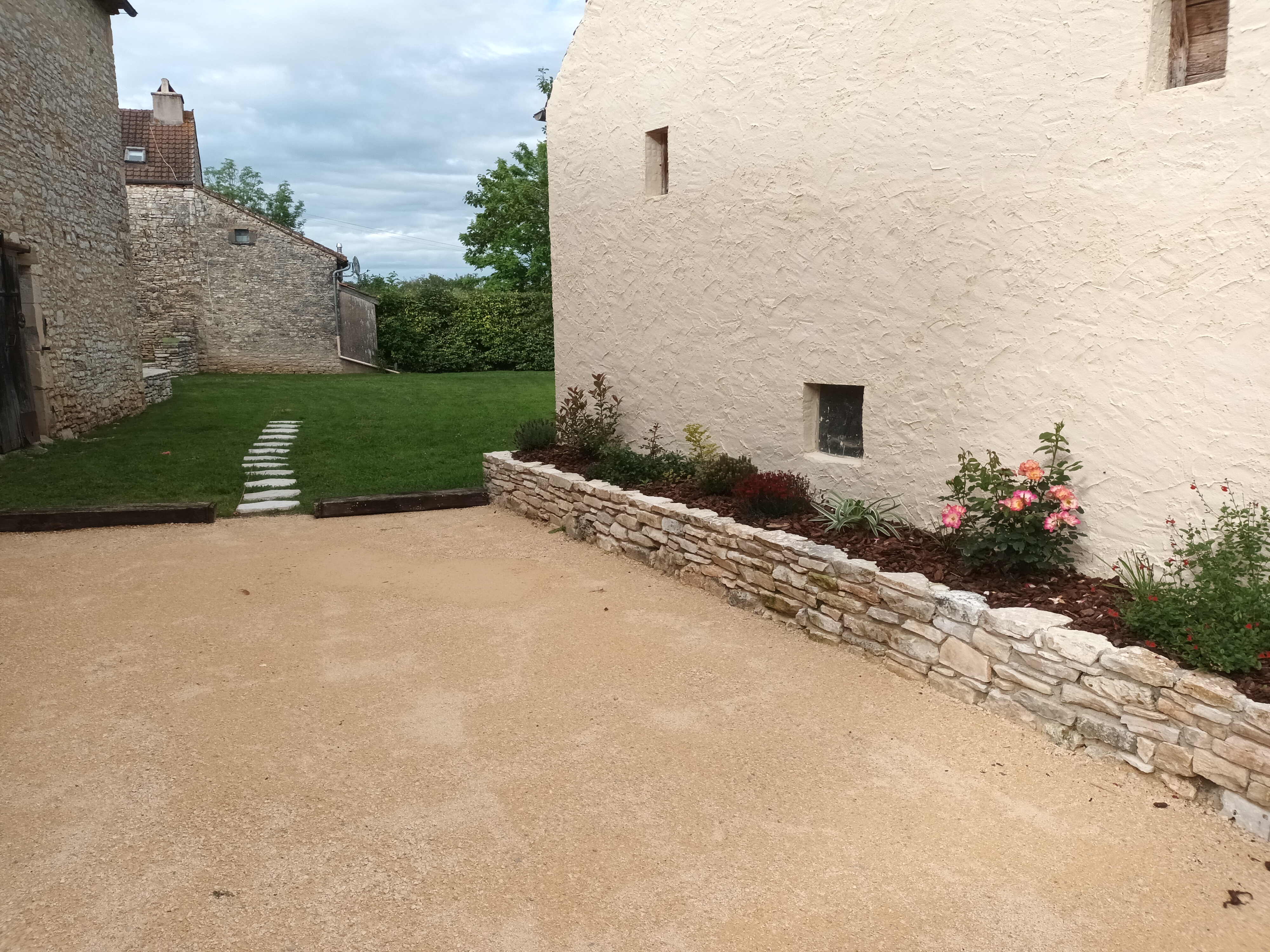 Grange Vieille, Montgesty