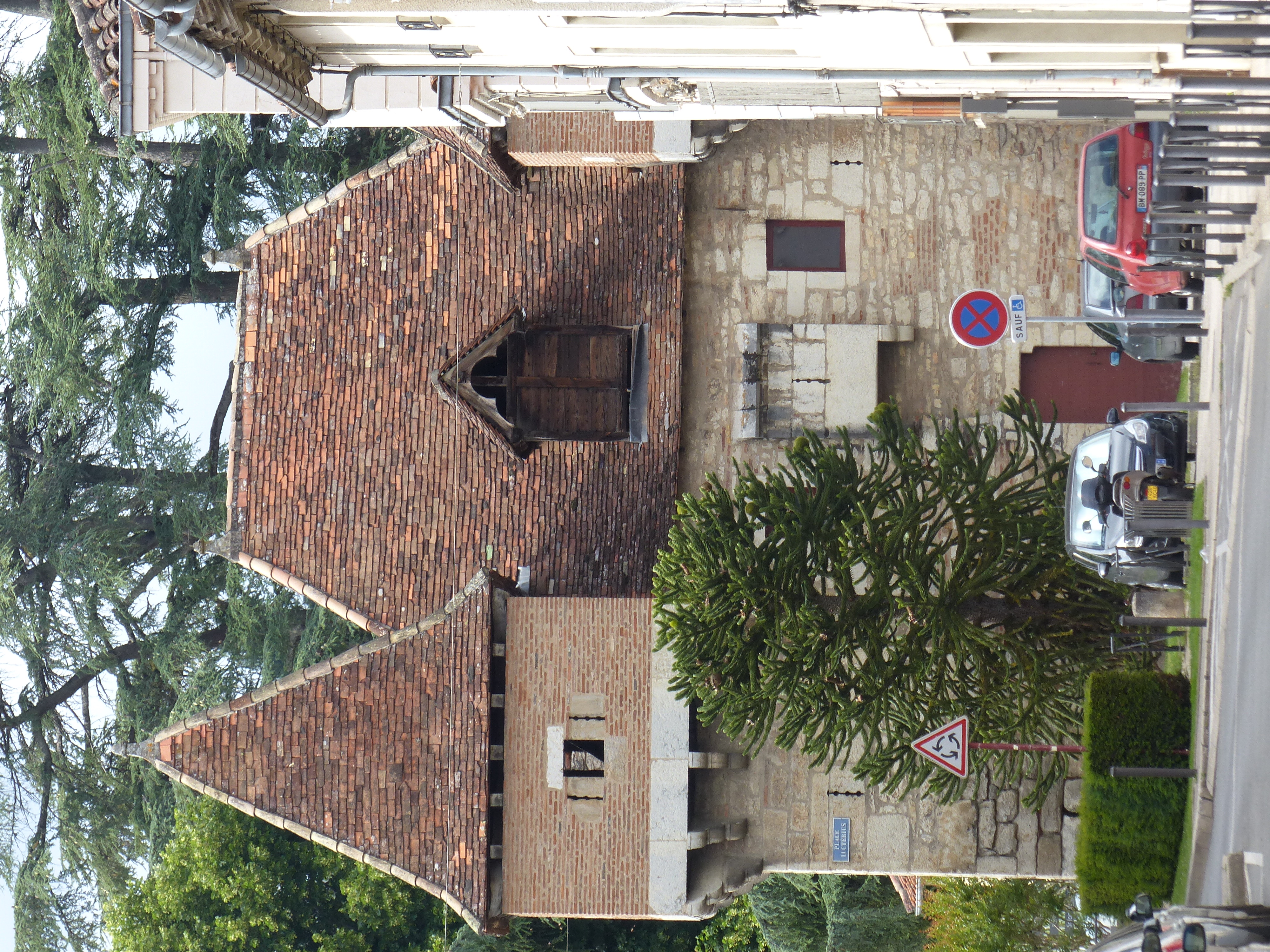 Barbacane, Cahors - photo 3