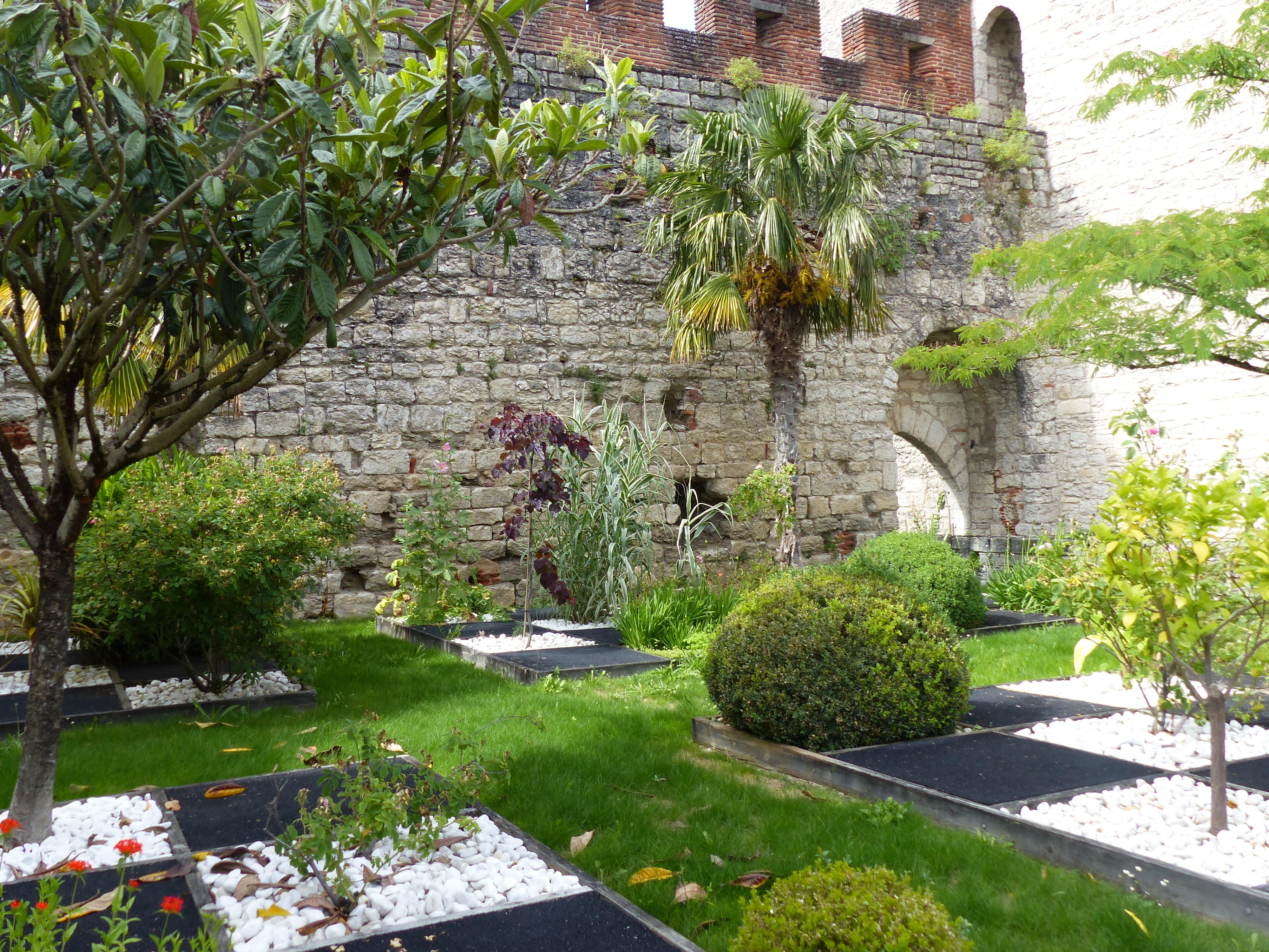 Barbacane, Cahors - photo 4