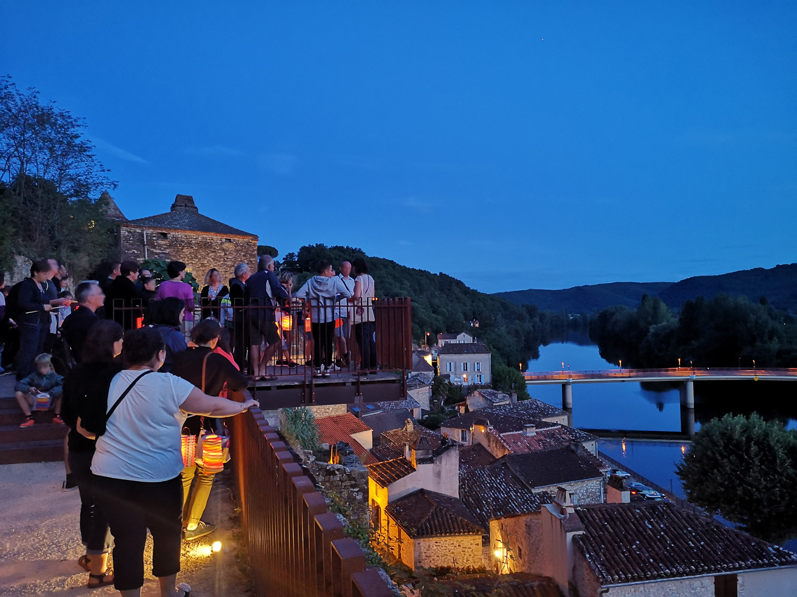 Visite guidée : Noctambulation à Puy-l'Évêque