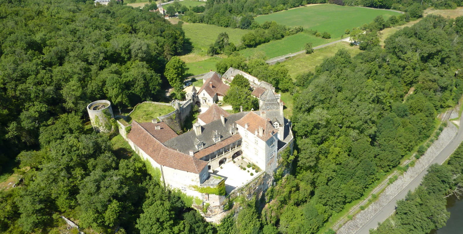 Visites guidées du château de Cenevières