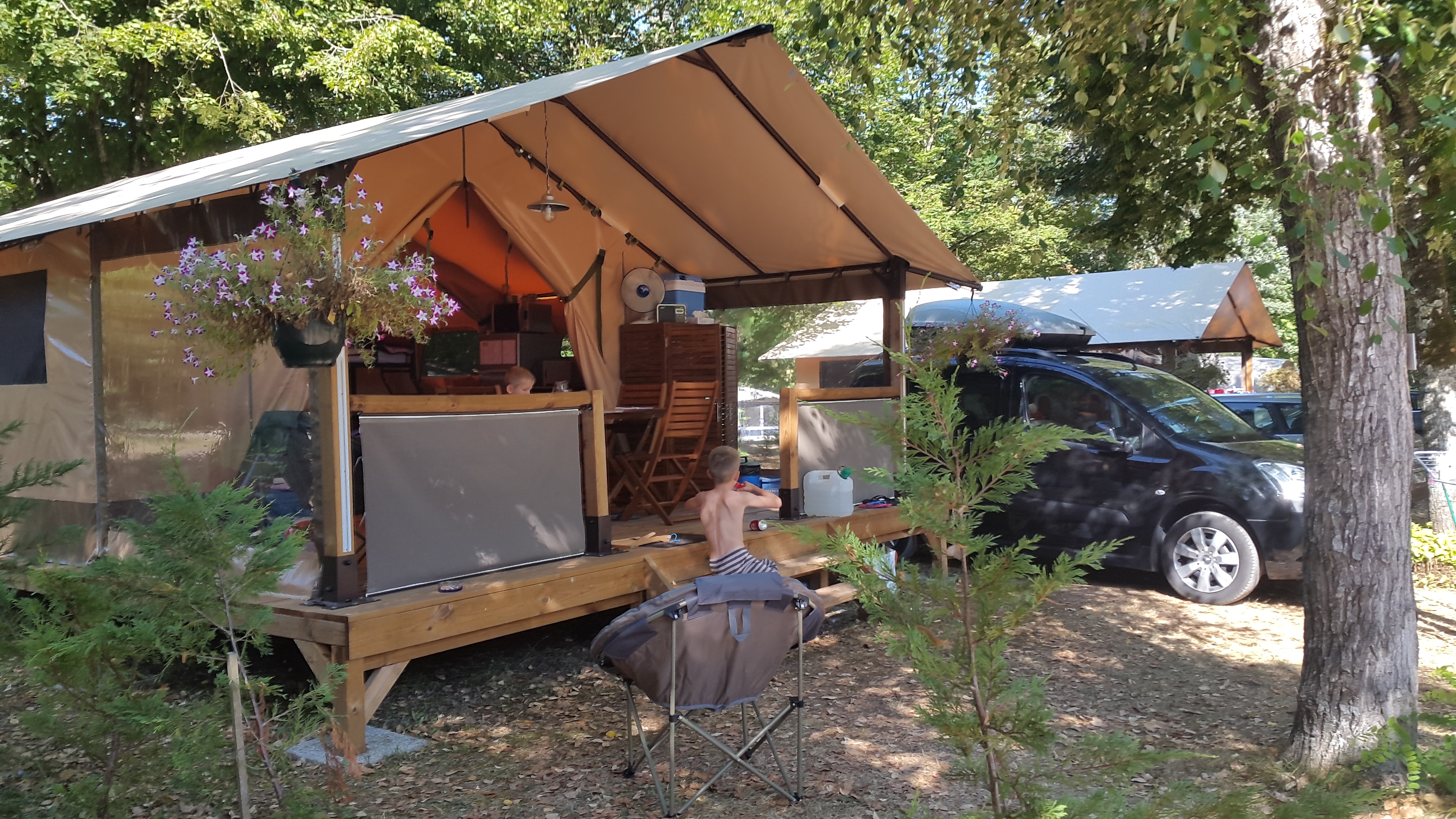 Camping Les Rives du Céou, Saint-Chamarand - photo 2
