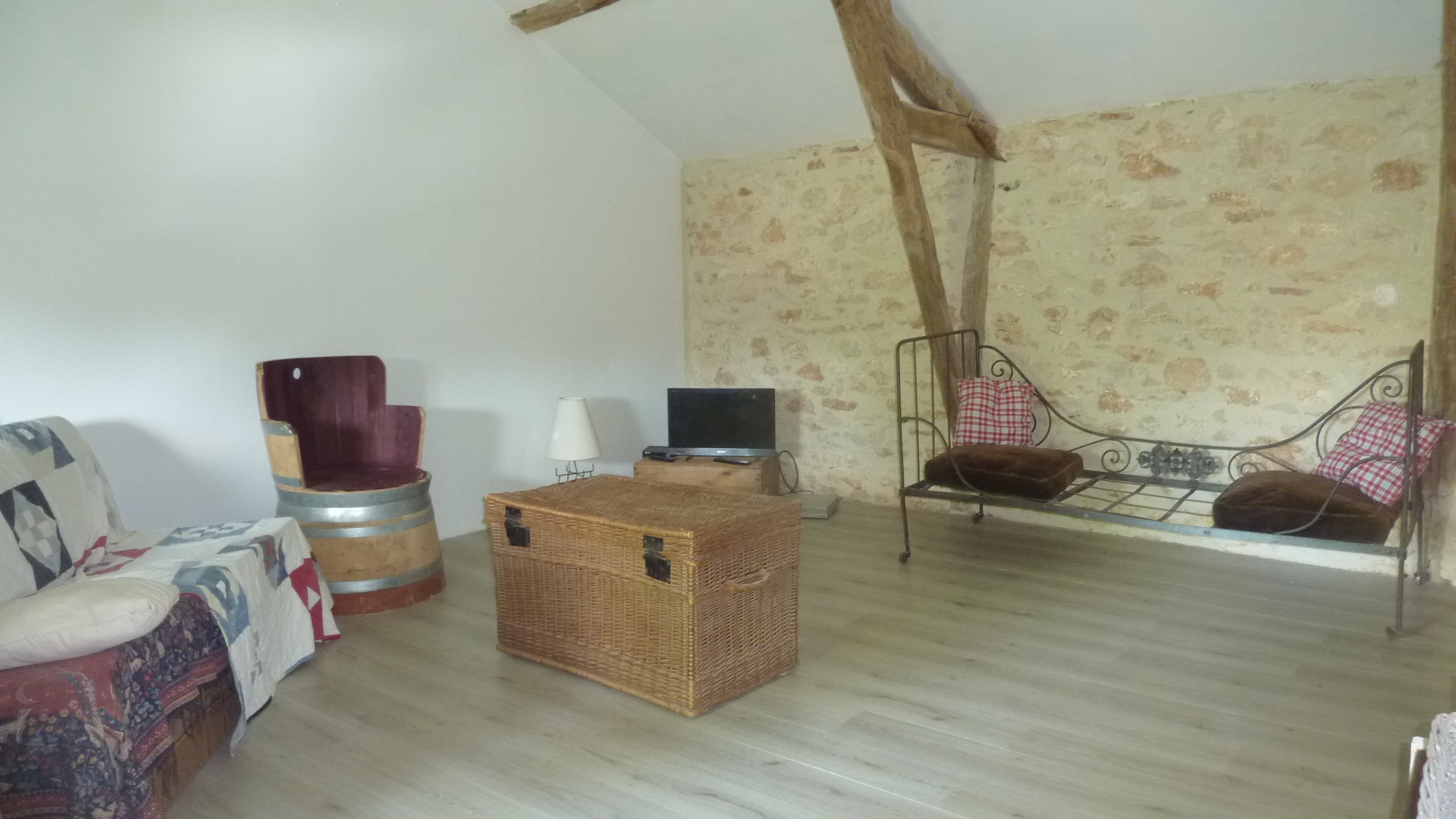 La Clé d'Escamps, Escamps