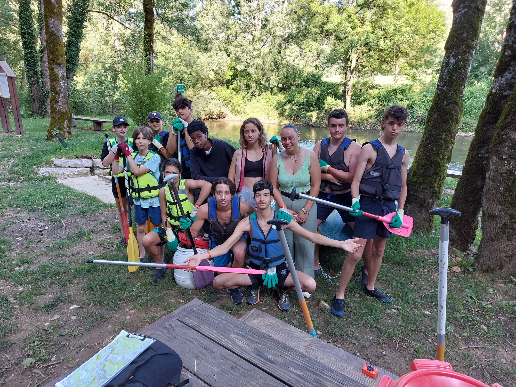 Séjour écocitoyen – Nettoyage du Célé en canoë, Figeac - photo 2