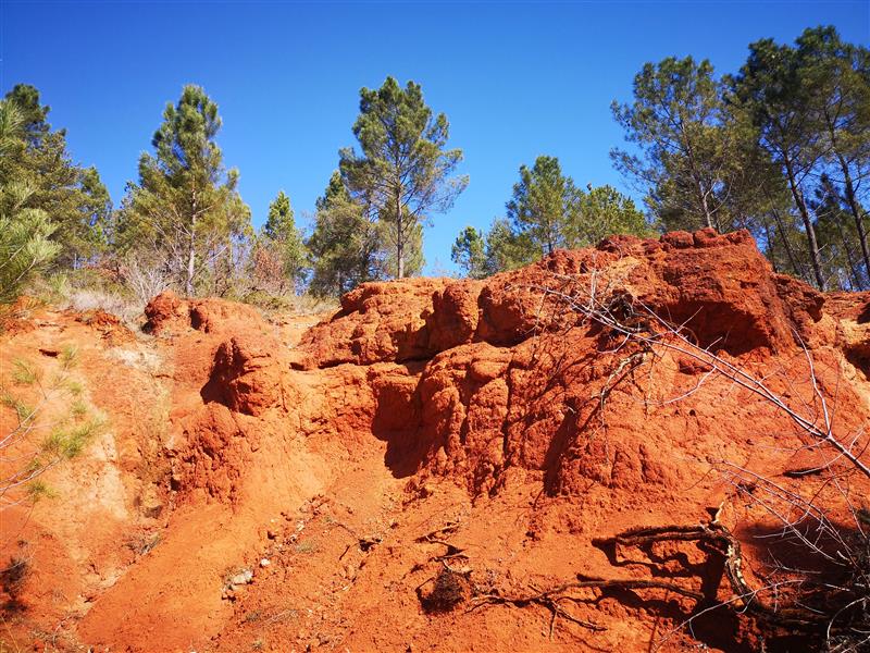 220324_Terres rouges