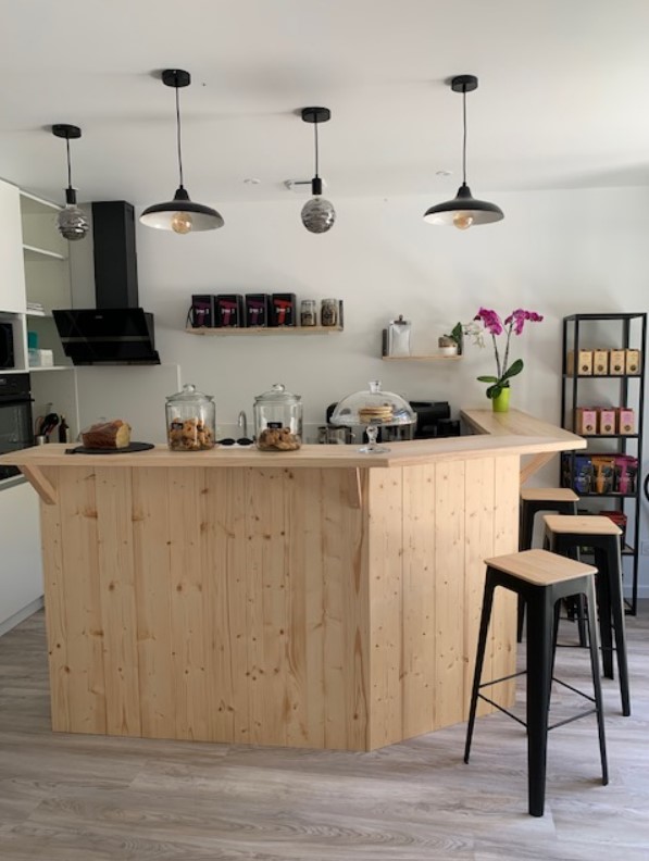 Librairie-café Le bon air est dans les livres — photo 3
