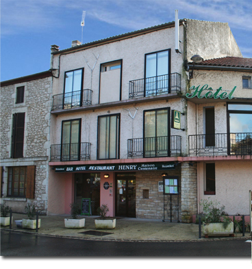 Hôtel-Restaurant Henry, Puy-l'Évêque - photo 2