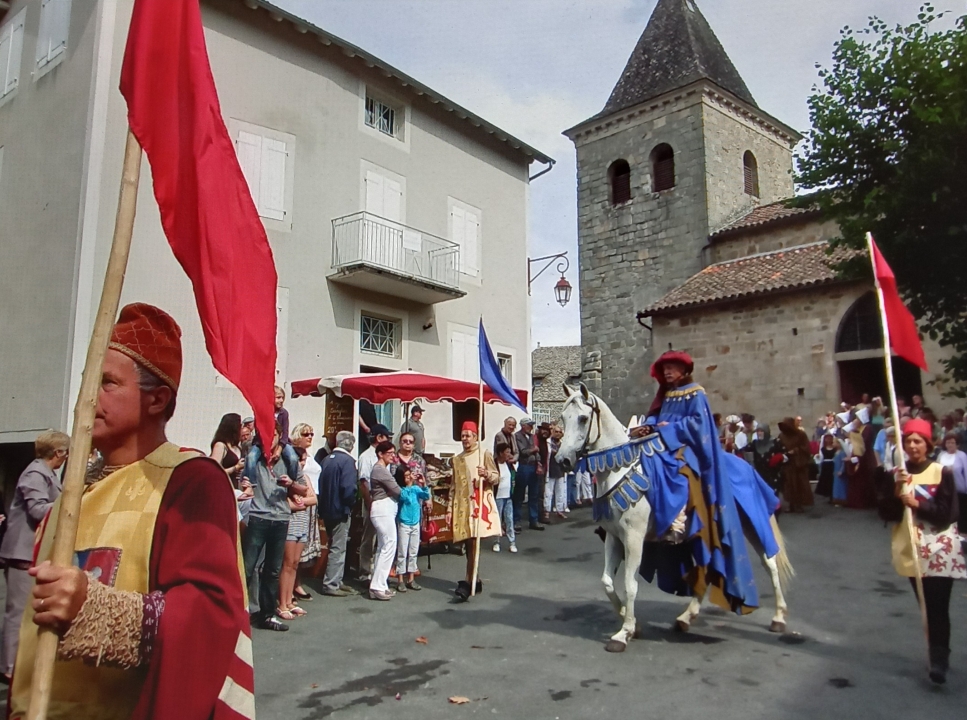 Spectacle - Son et lumière à Teyssieu