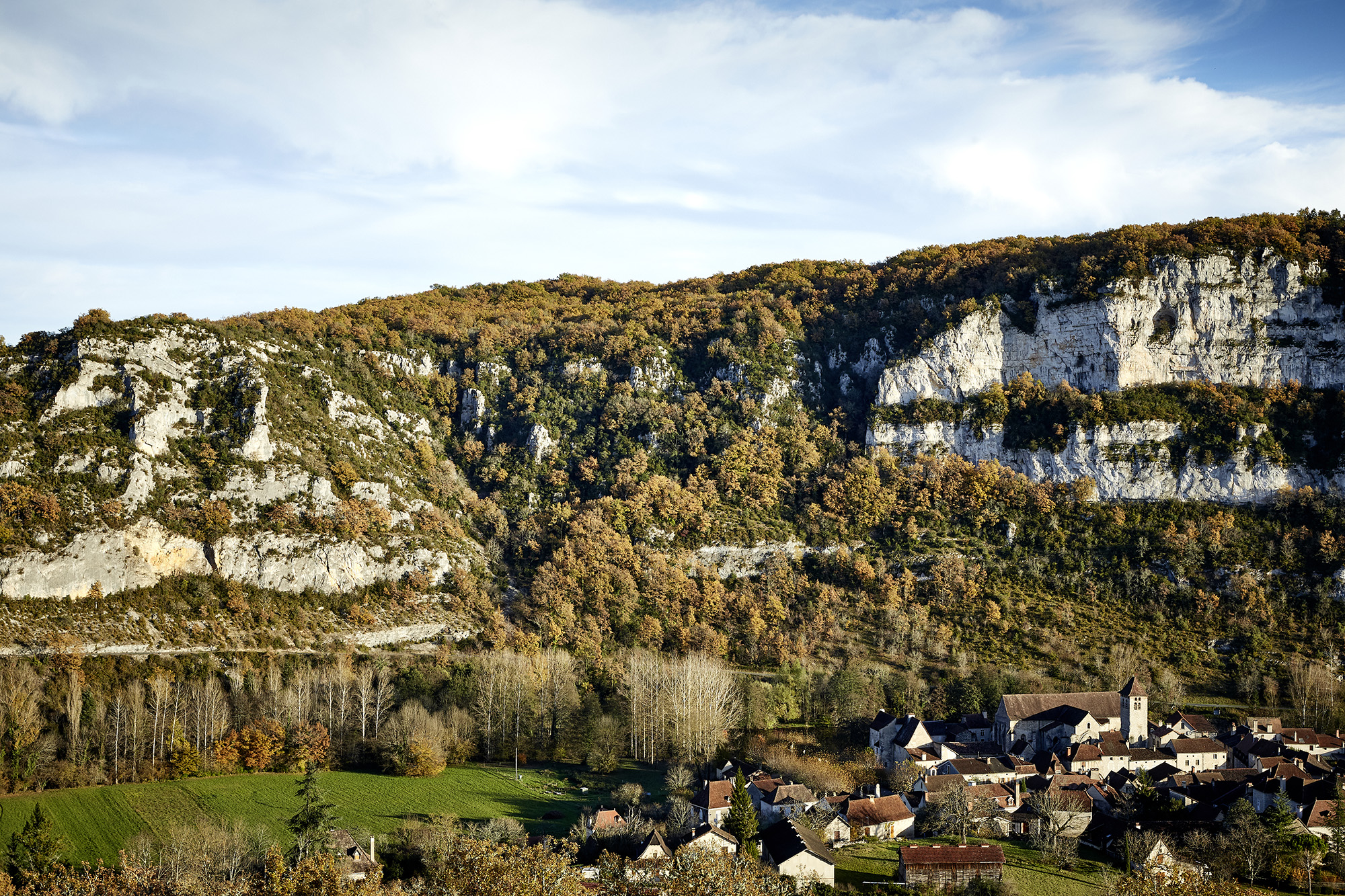 6452815_la_faille_de_marcilhac_sur_cele__nelly_blaya-departement_du_lotjpg