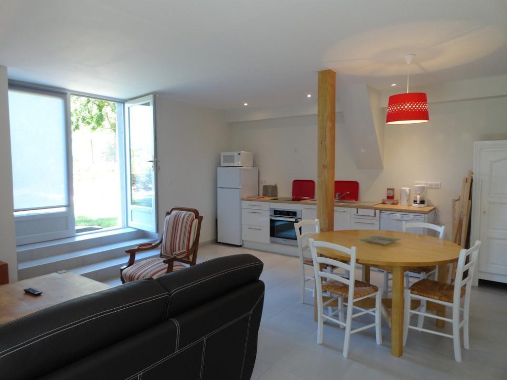 À l'ombre du tilleul, Tour-de-Faure - photo 5