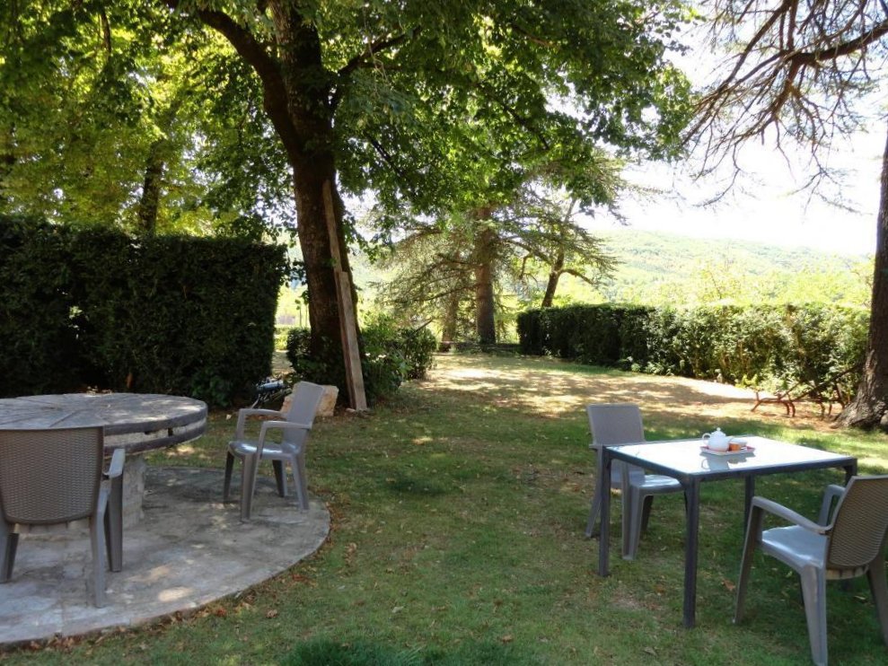 À l'ombre du tilleul, Tour-de-Faure - photo 11