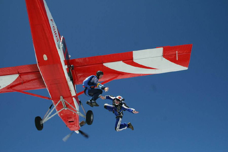 Centre Ecole de Parachutisme du Lot, Cieurac - photo 3