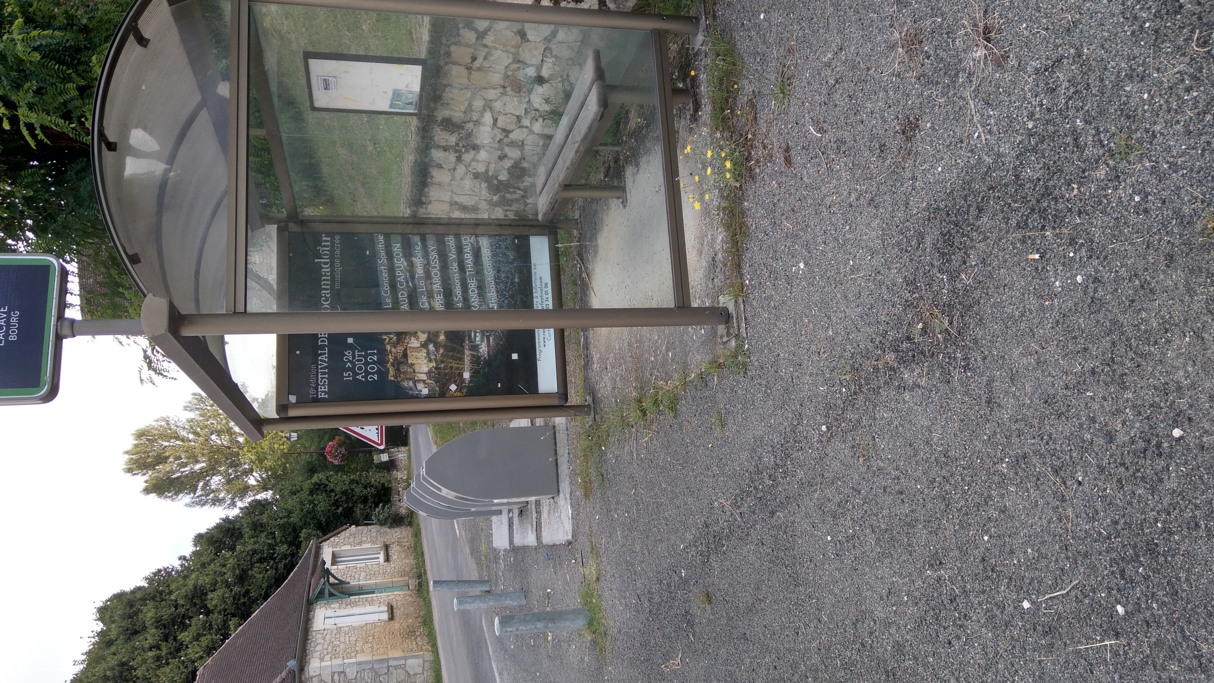 Lacave_abri_poubelles