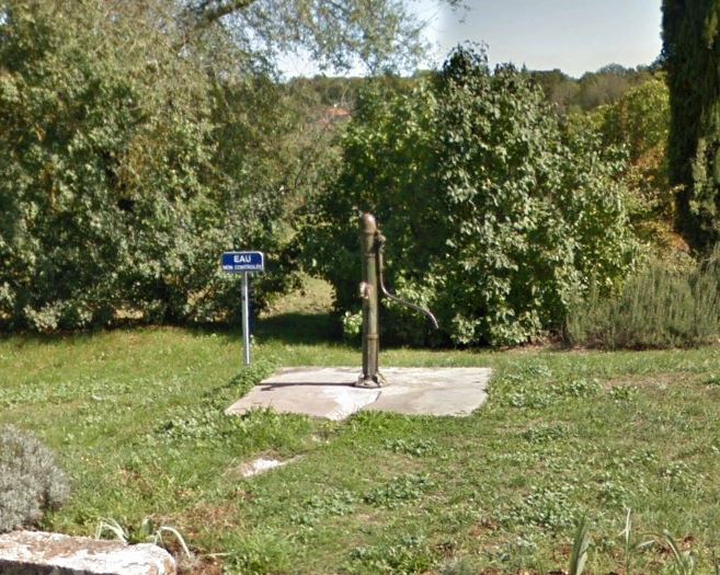 Halte et aire de pique nique du lavoir