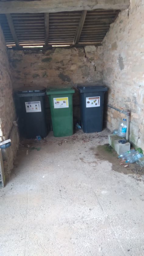 Point D'Eau Du Cimetière