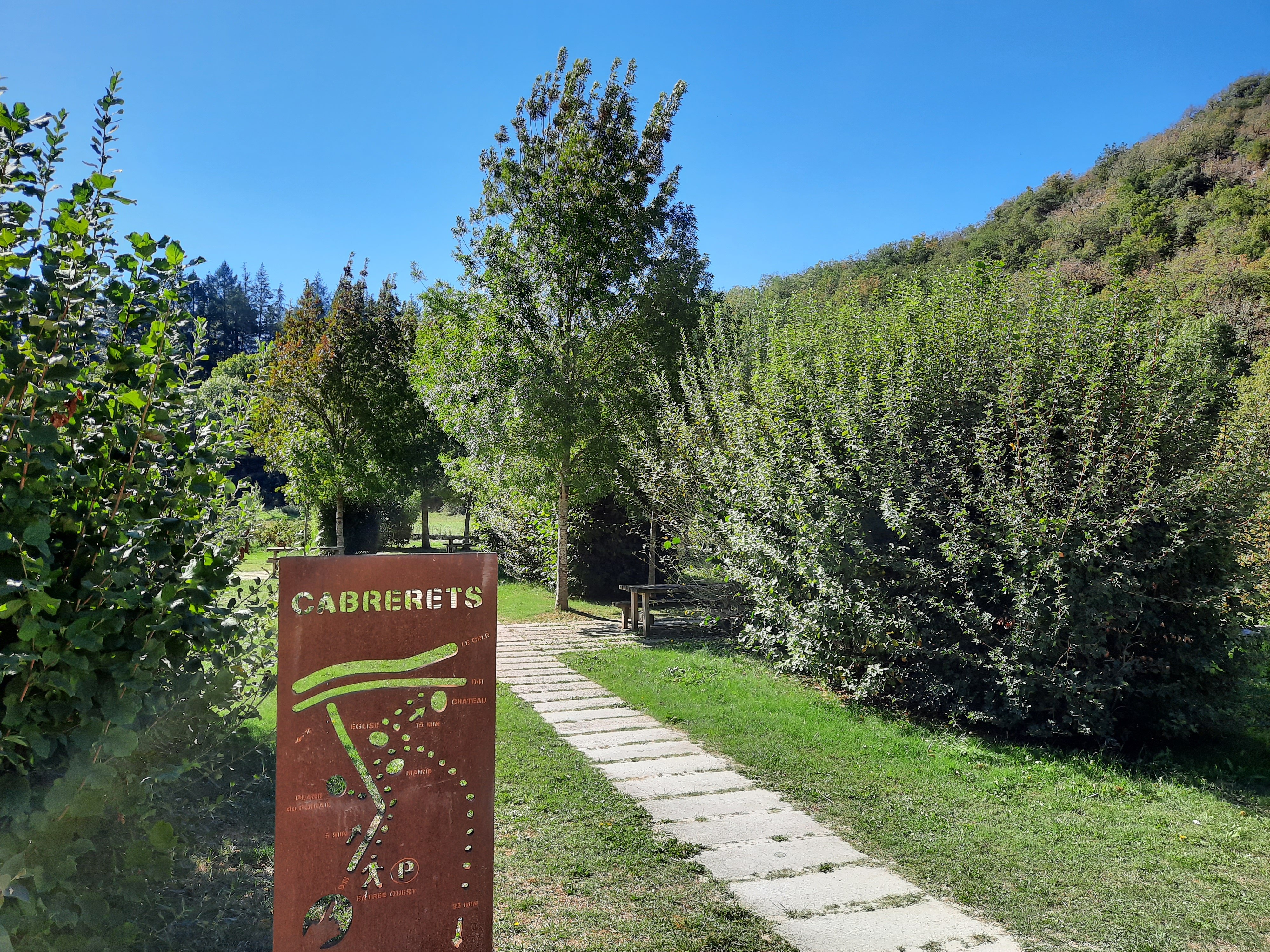 Aire de Pique-Nique Route des Grottes - photo 2