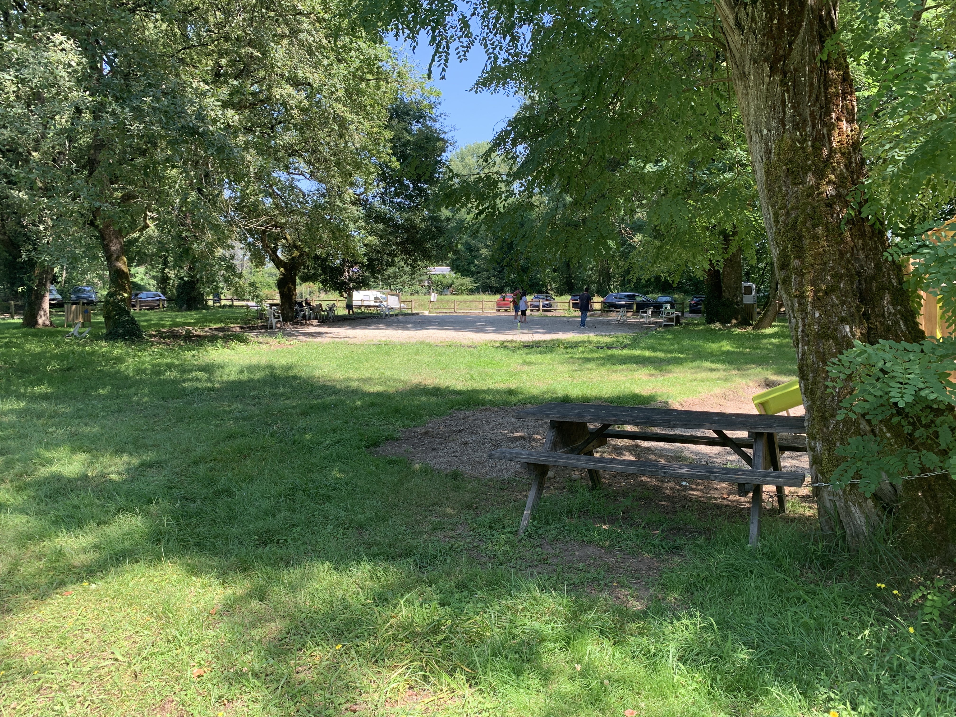 Aire de pique-nique du plan d'eau de Vayrac