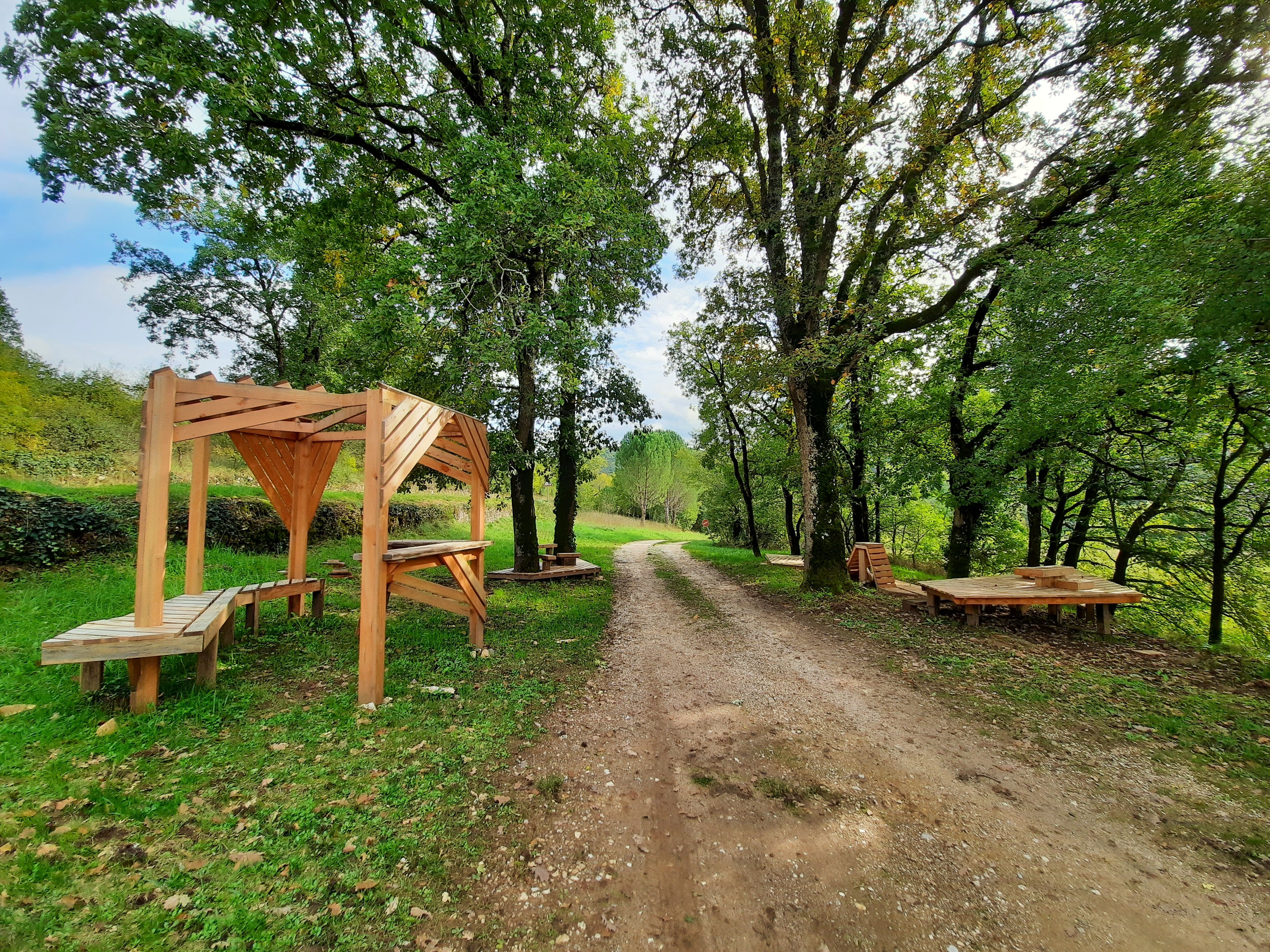 Aire de repos de Larnagol - photo 2