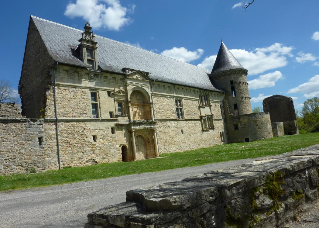Assier - Château de la Renaissance, Oeuvre de Galiot _01 © Lot Tourisme - C. Sanchez