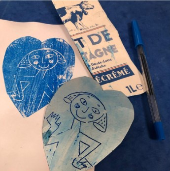 Atelier gravure sur Tetrapak