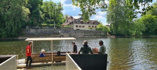 Bac du Port de Creysse en Quercy