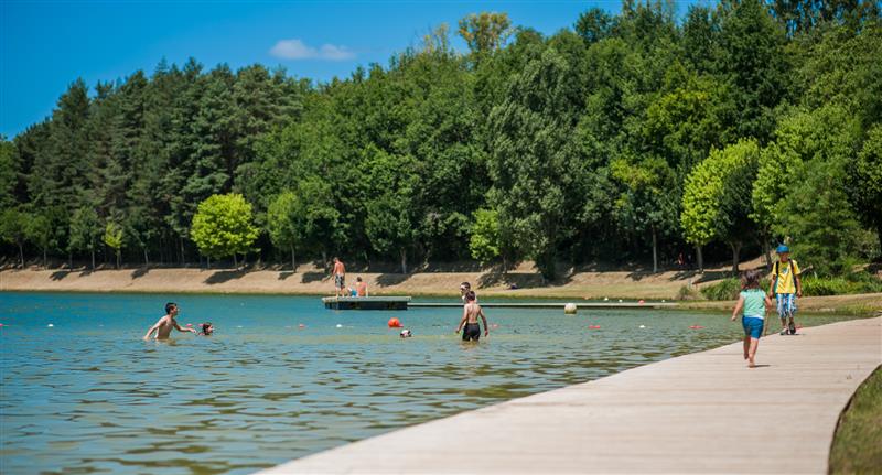 Plan d'eau Écoute s'il Pleut