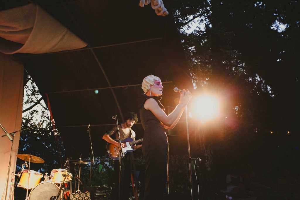 Un "Genre" de festival : Bimbo Saké en concert à Gindou