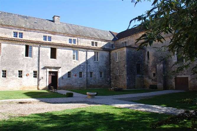 Prieuré Notre Dame de Laramiere, Laramière - photo 14