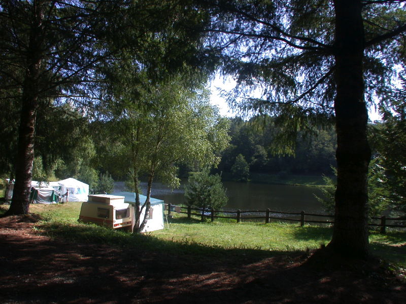 Camping Municipal Lac des Vergnes