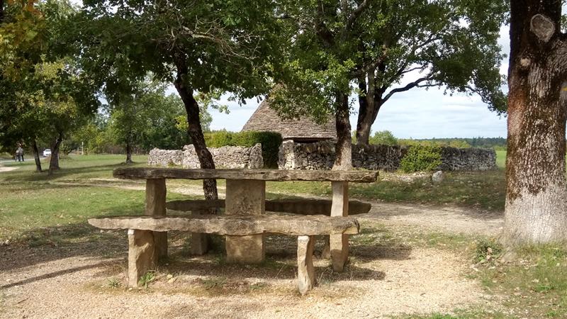 Caselle de Nouel 2- PR Sentier des truffes - Lalbenque