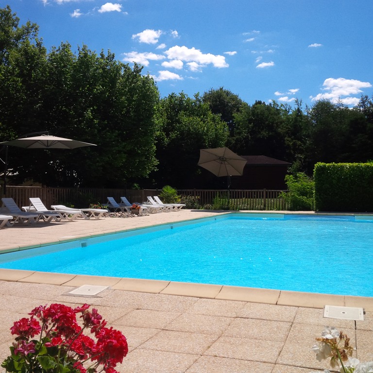 Parc Résidentiel de Loisirs Les Chalets Mirandol Dordogne, Vayrac - photo 3
