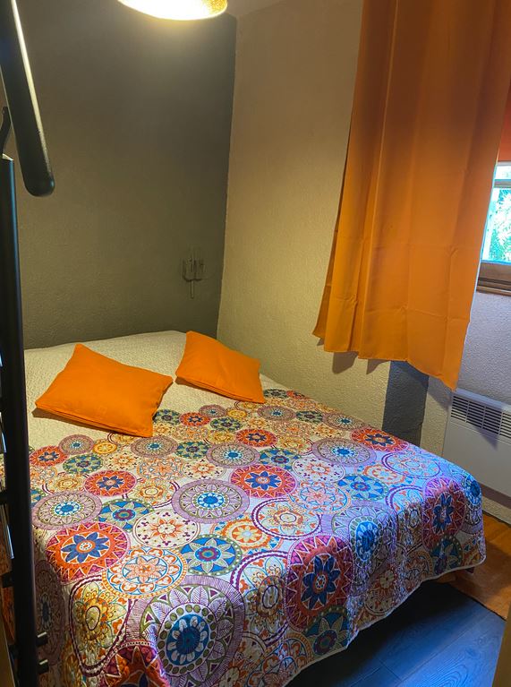 Gîte Kandinsky 8 personnes - Mas d'Huleya, Montdoumerc