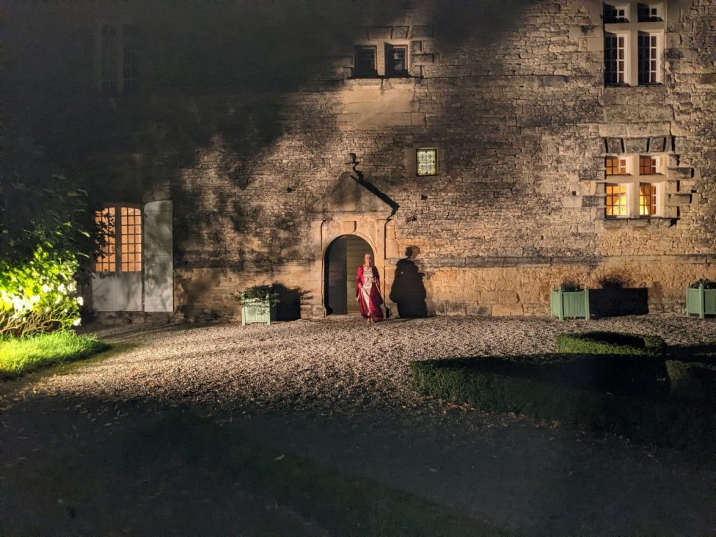 Visites insolites aux flambeaux au Château de Lantis