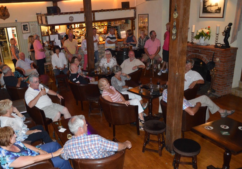 Château de Lacomté Country Club, Carlucet - photo 2