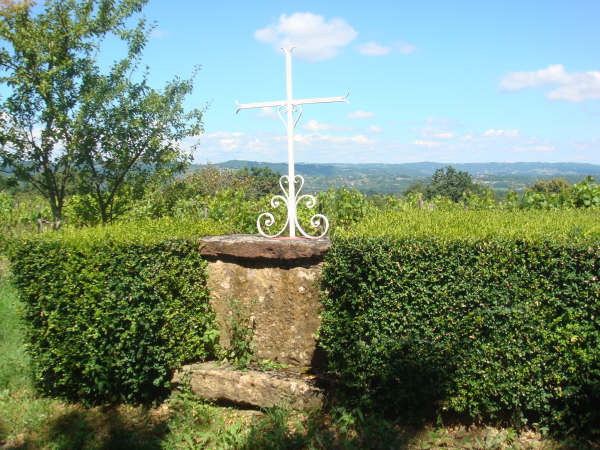 Cavagnac : Croix