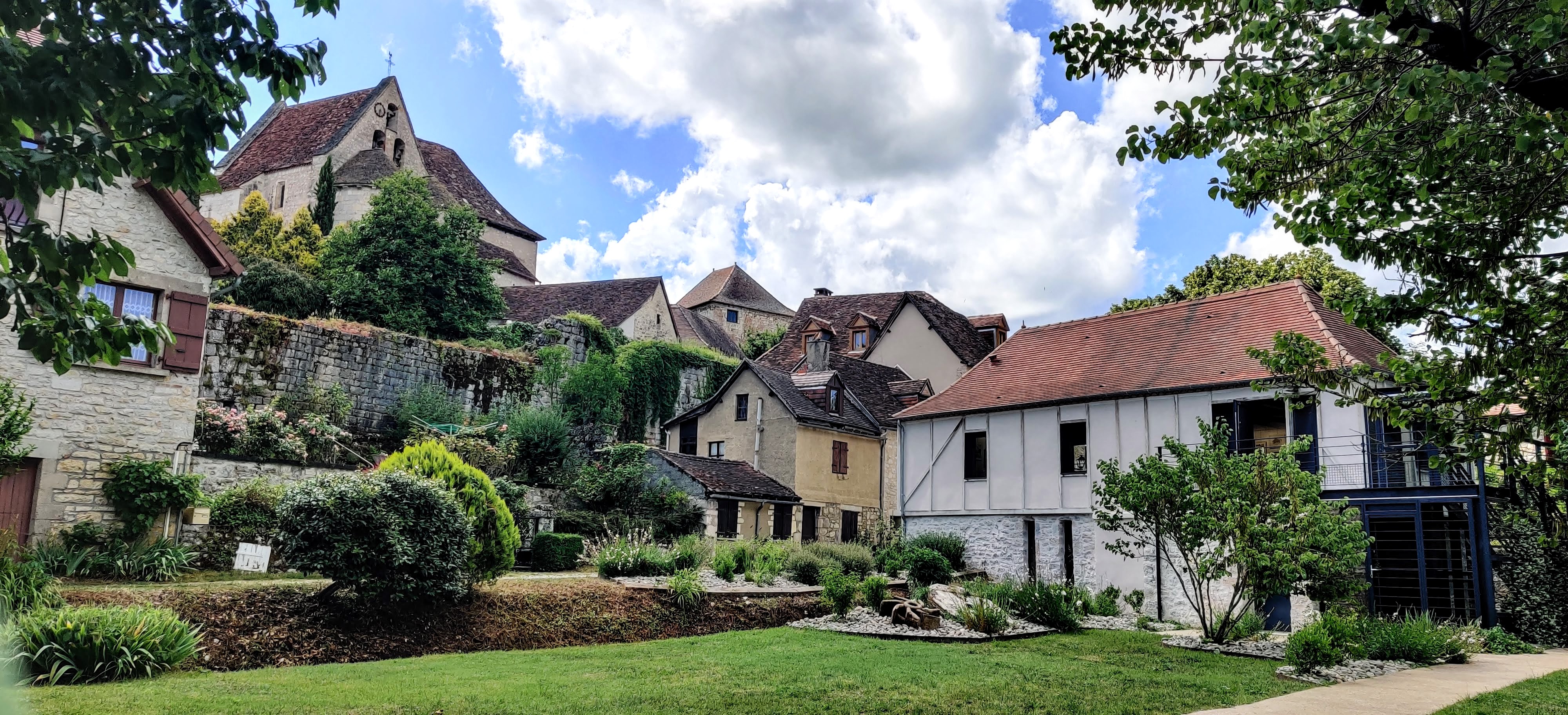 Les Bouyssières — photo 3