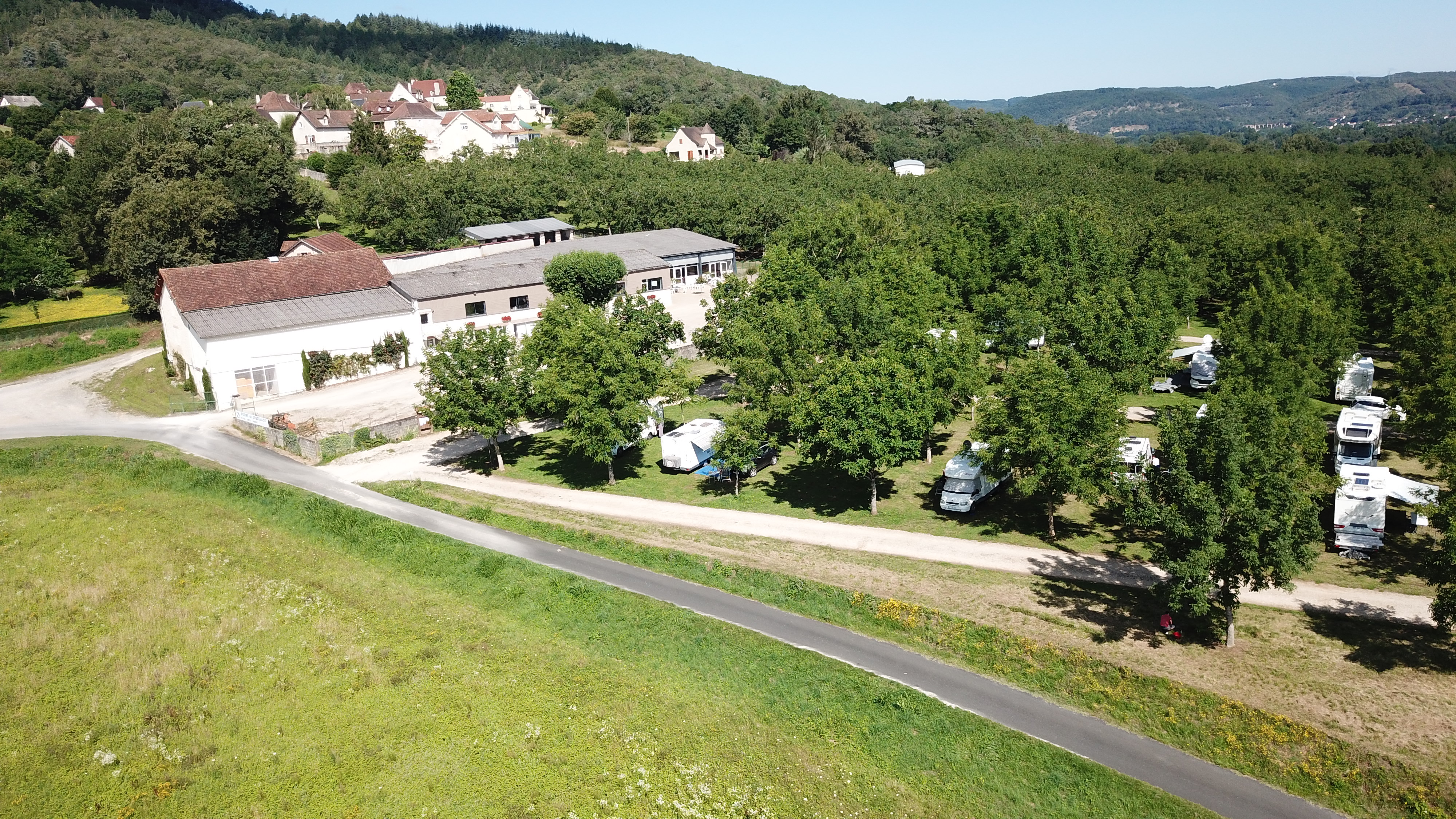 Aire pour camping-car "La Ferme de Grezelade"