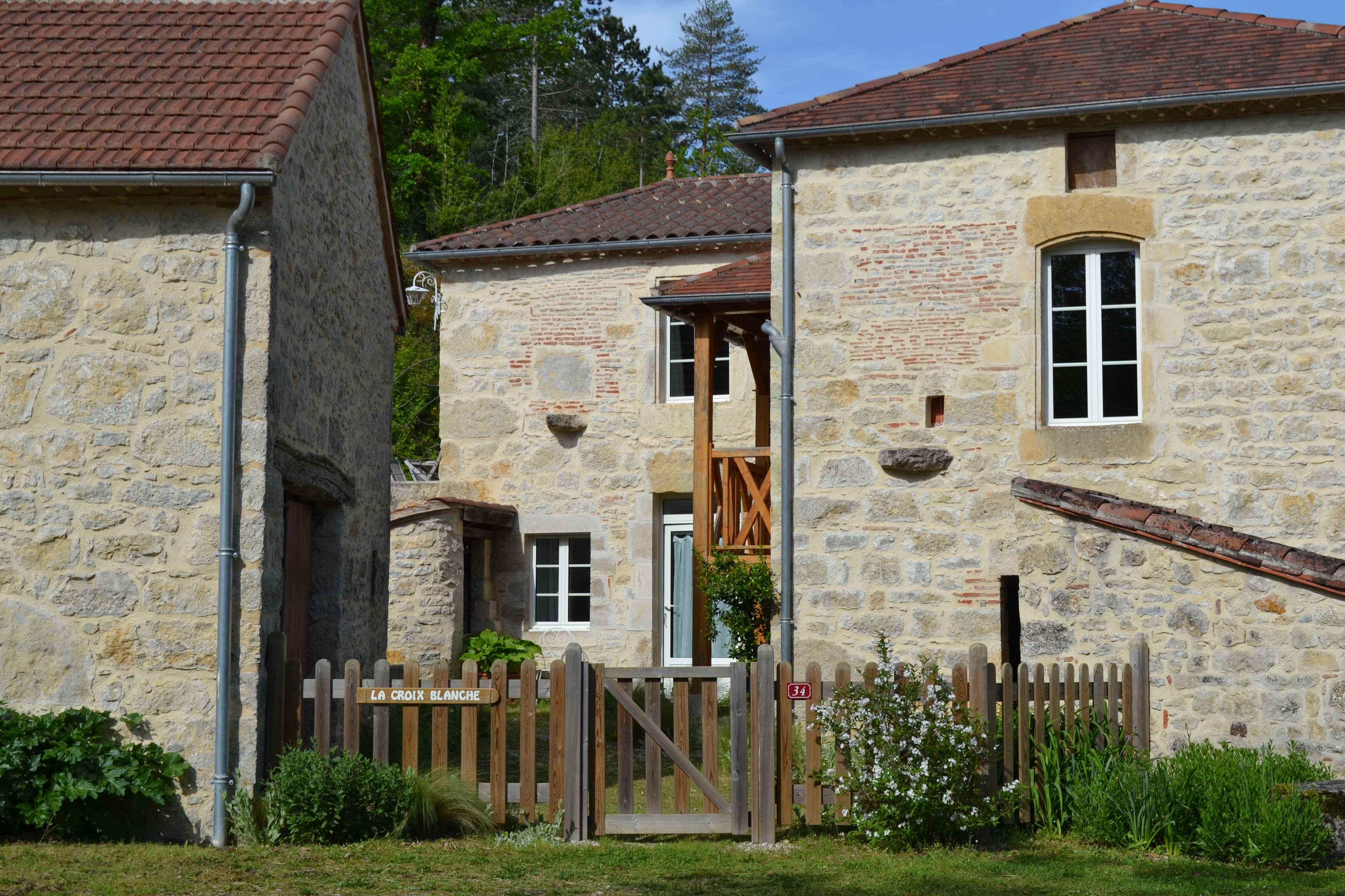 La Croix Blanche - La Maison & La Grange