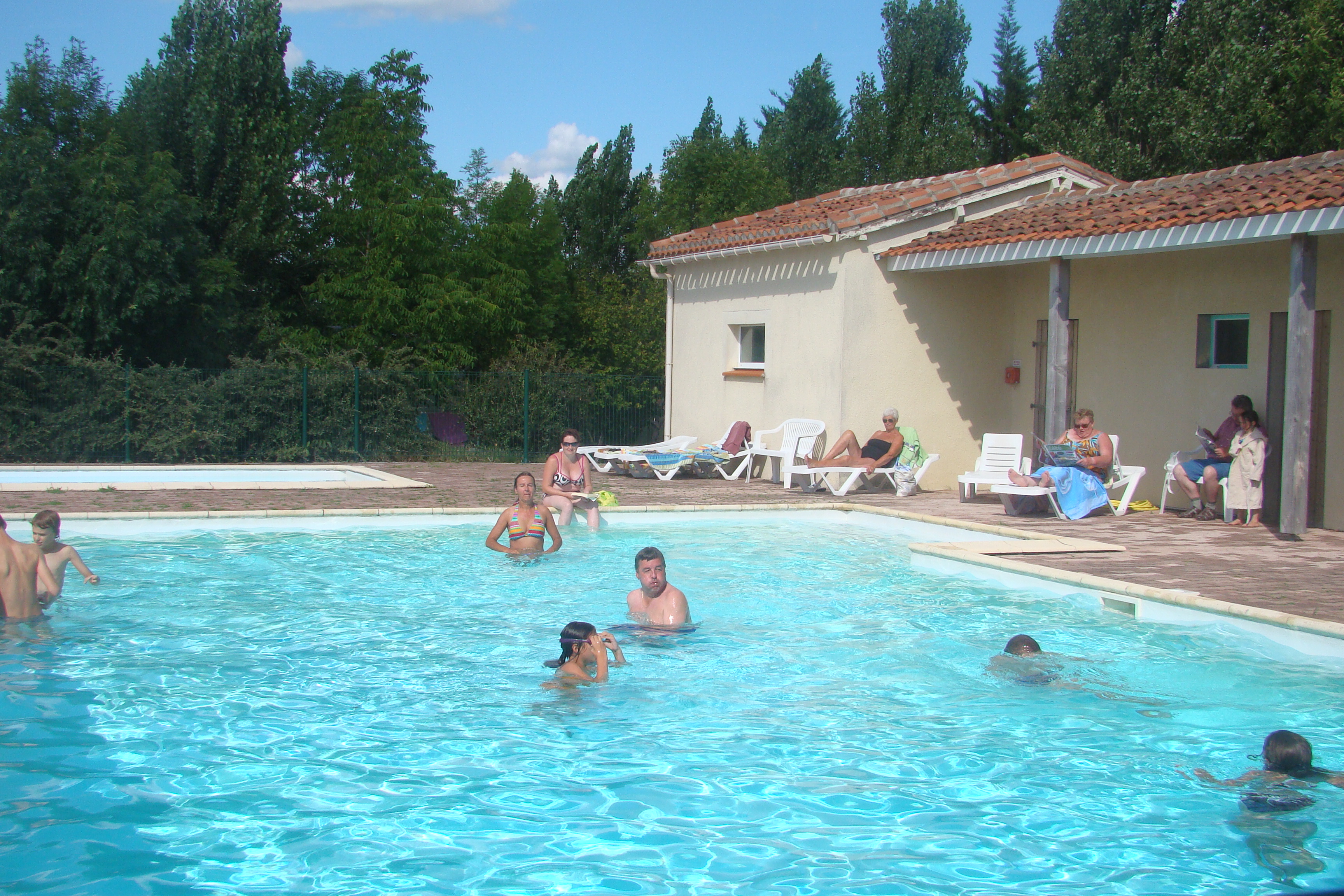 Camping Les Graves, Saint-Pierre-Lafeuille - photo 2
