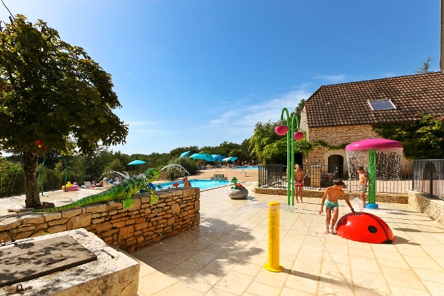 Camping Le Domaine de la Paille Basse, Lachapelle-Auzac - photo 2