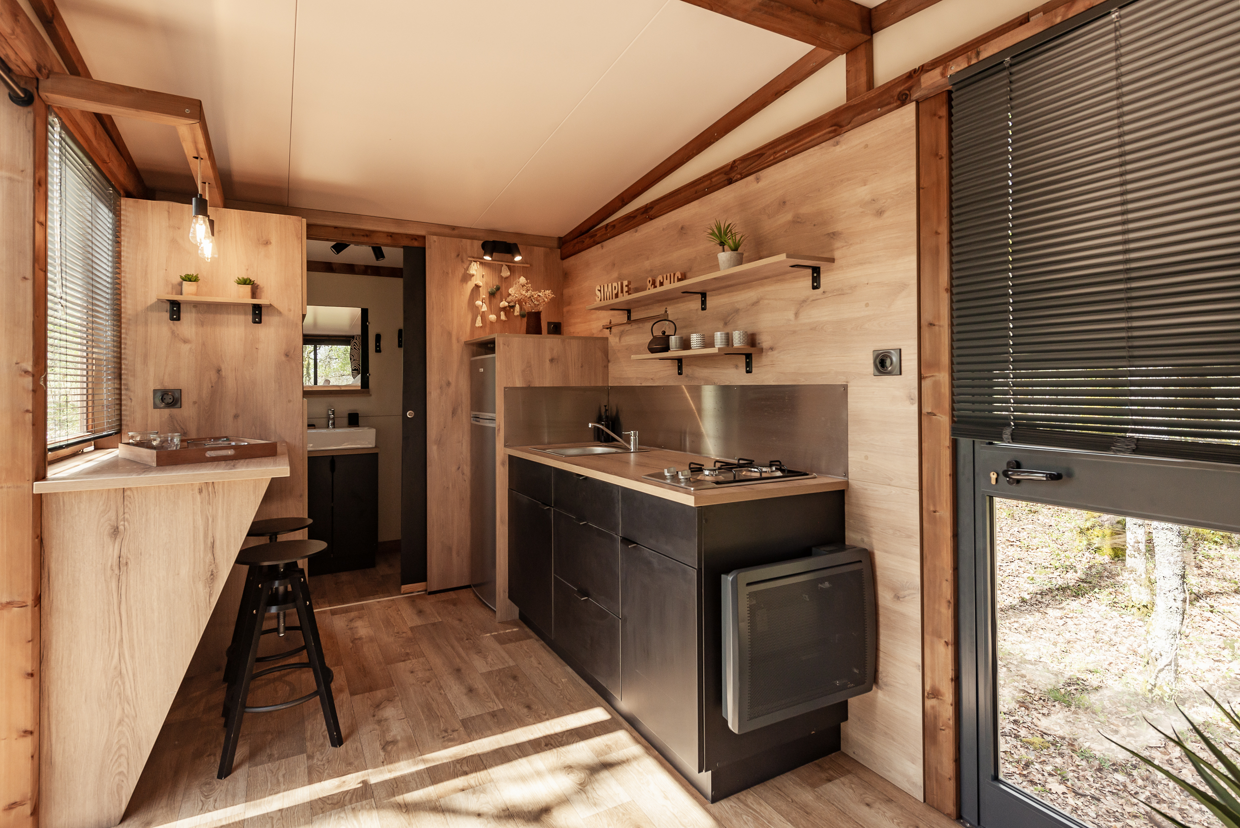 Gîtes Ethic Simple & Chic ~ La Tiny House, Le Montat - photo 2