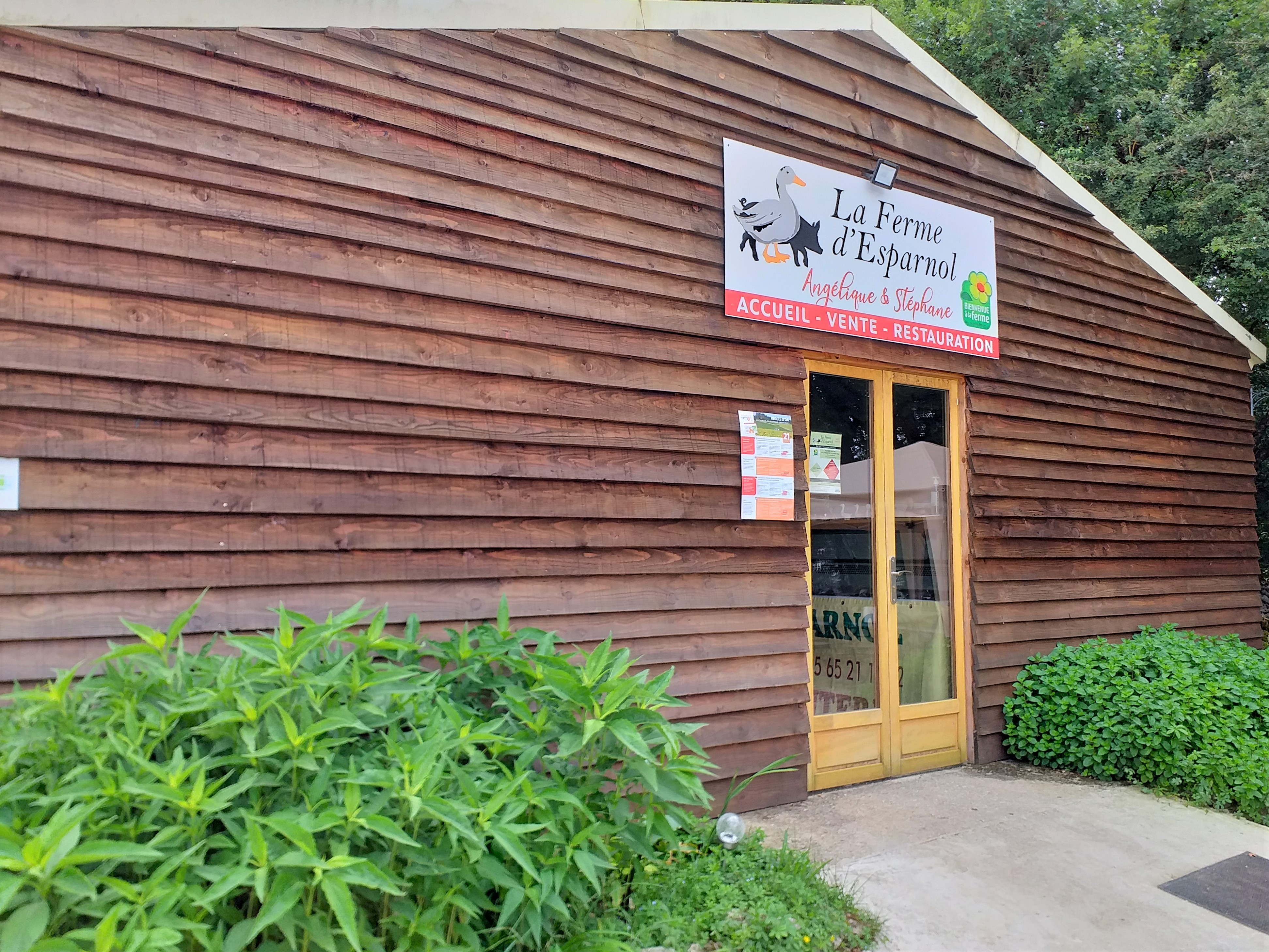Ferme Auberge d'Esparnol, Montfaucon - photo 2