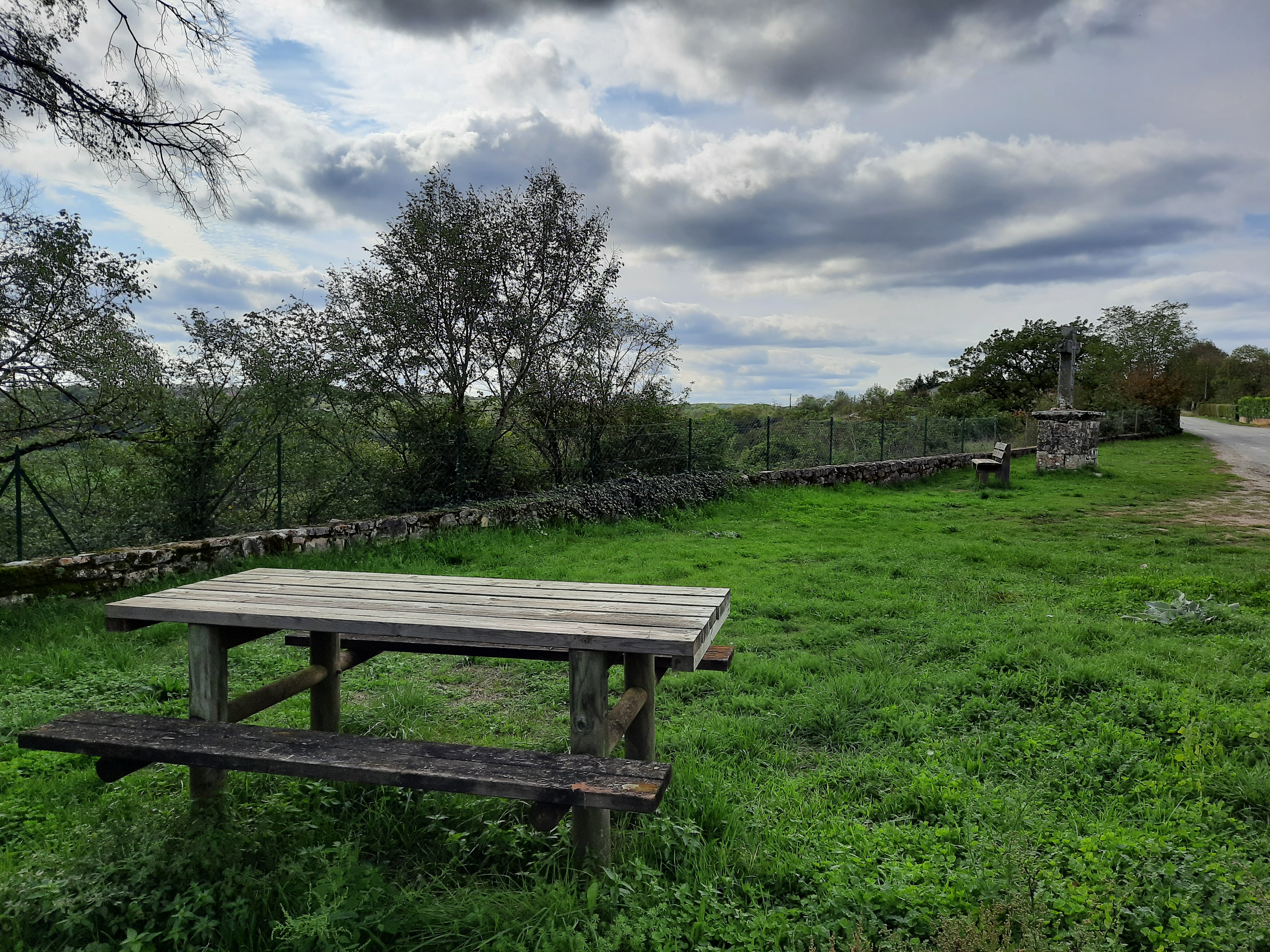 Aire du point de vue de Batut à Faycelles - photo 2