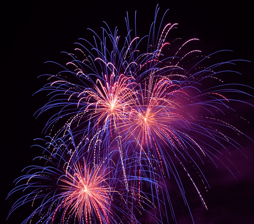 Feu d'artifice à Castelnau Montratier