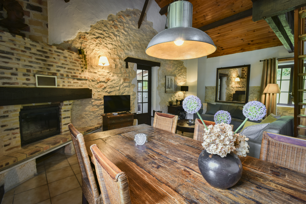 Font Neuve - Maison Jasmijn