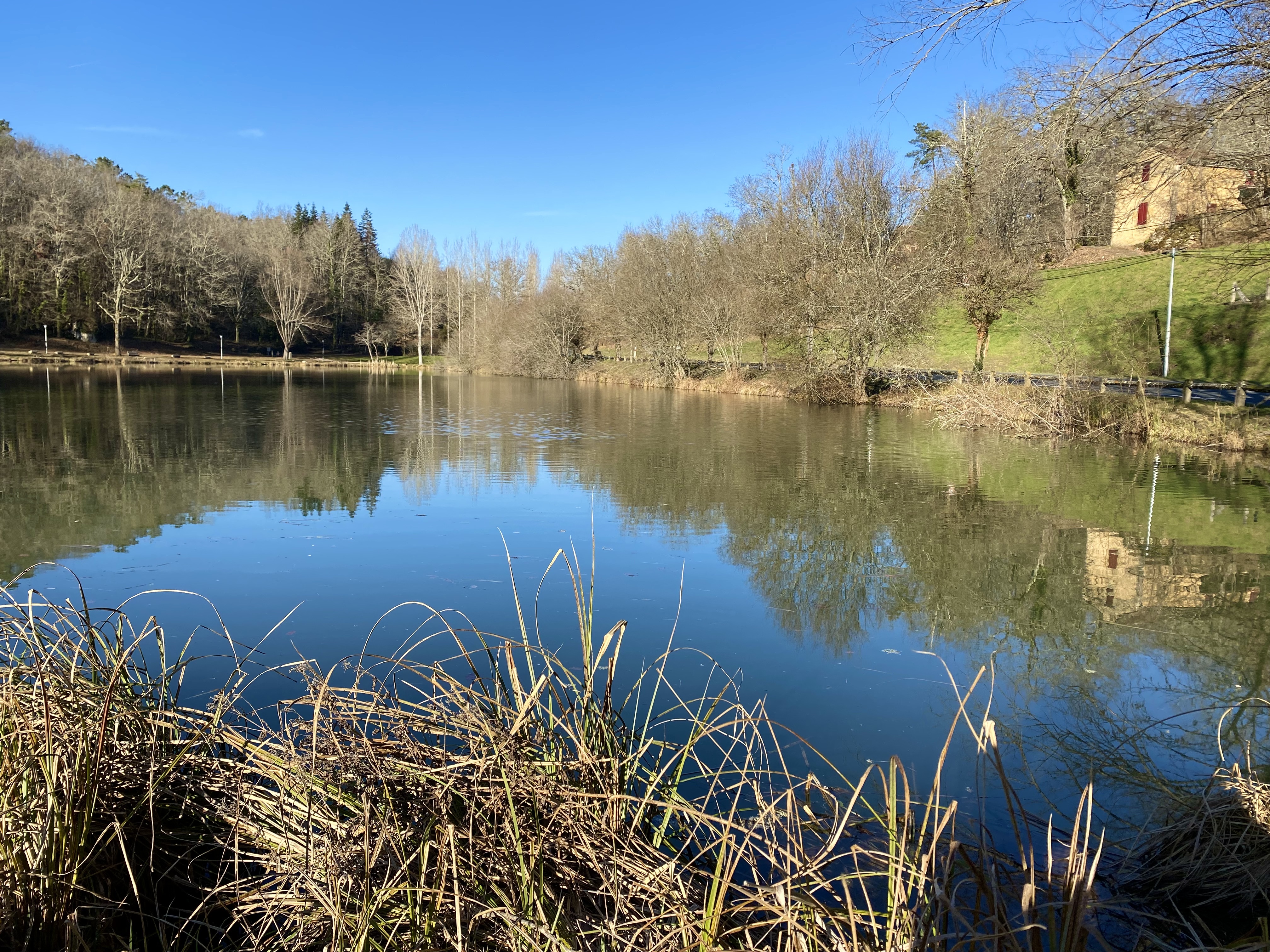 Au fil de la Thèze